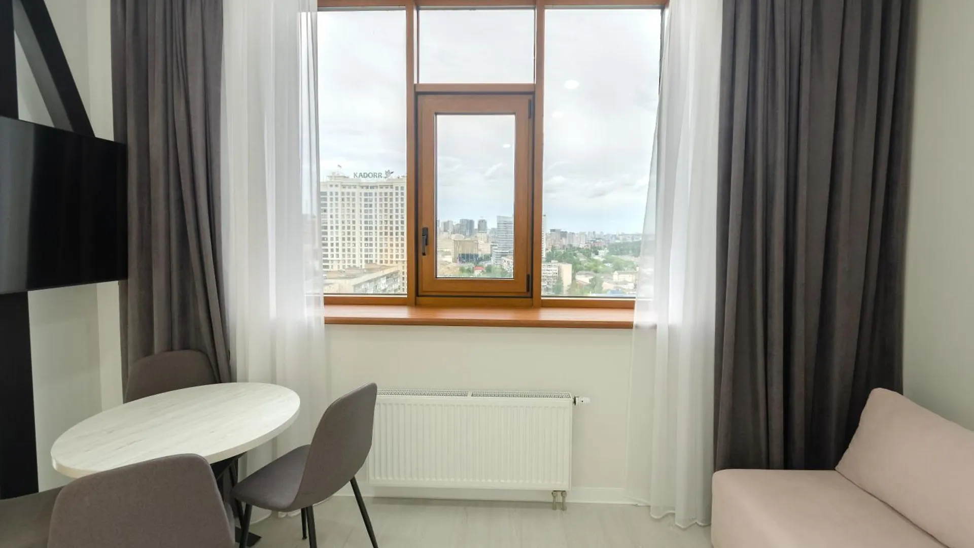 Petrovdom Apartments 14-7 In Rc Diplomat Hall, Zhylianska 59 Kiev 0*,  Ucrania