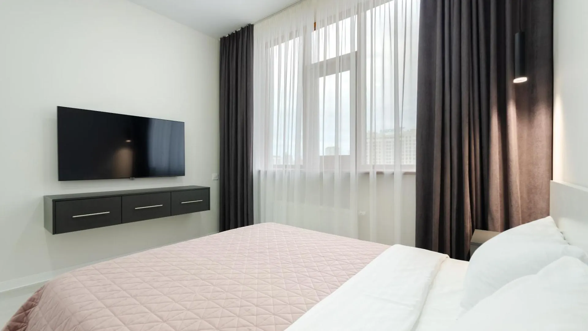 Petrovdom Apartments 14-7 In Rc Diplomat Hall, Zhylianska 59 Kiev
