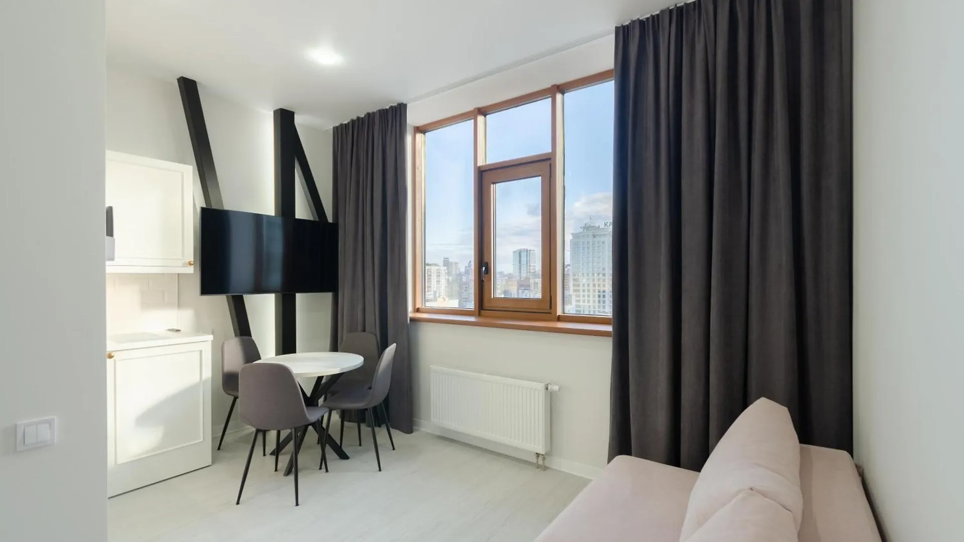 Petrovdom Apartments 14-7 In Rc Diplomat Hall, Zhylianska 59 Kiev
