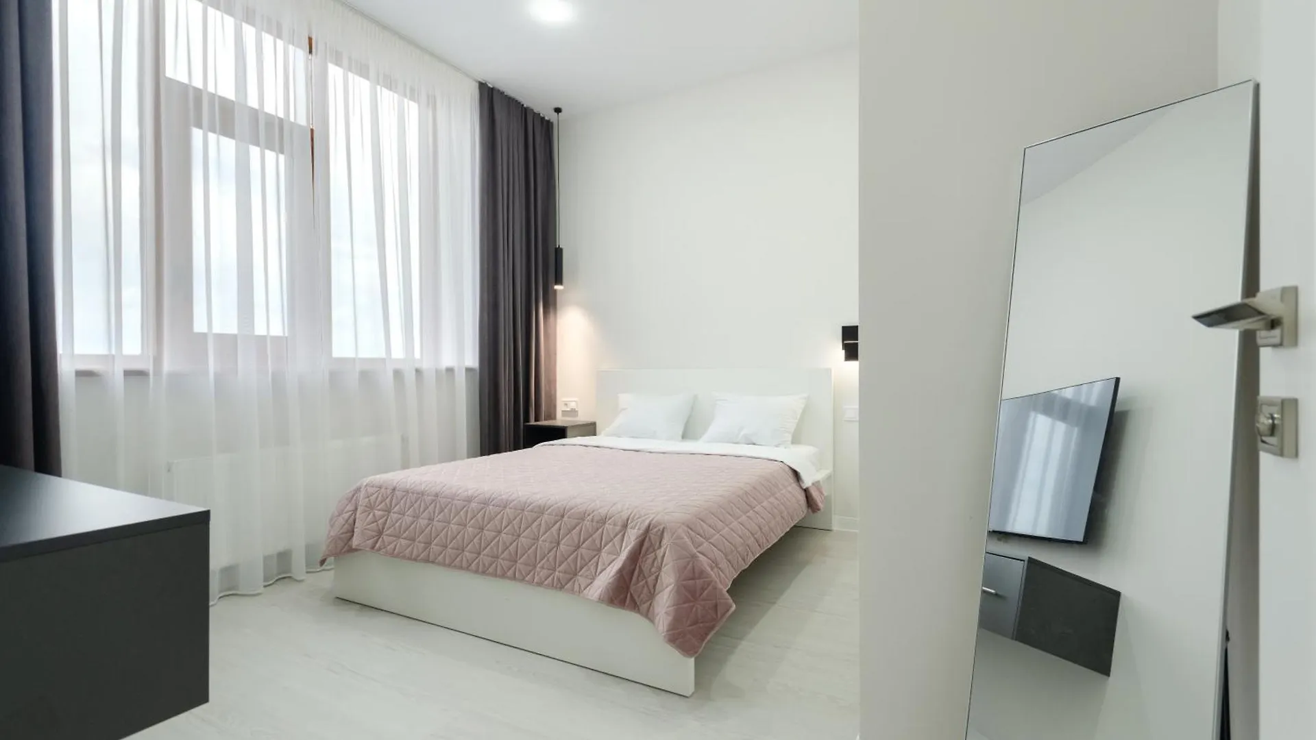 Petrovdom Apartments 14-7 In Rc Diplomat Hall, Zhylianska 59 Kyjev